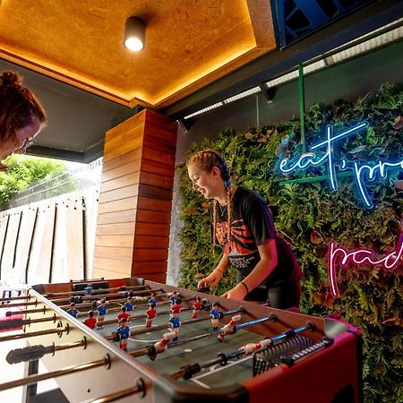 Albergue Mad Monkey Phuket Patong Exterior foto