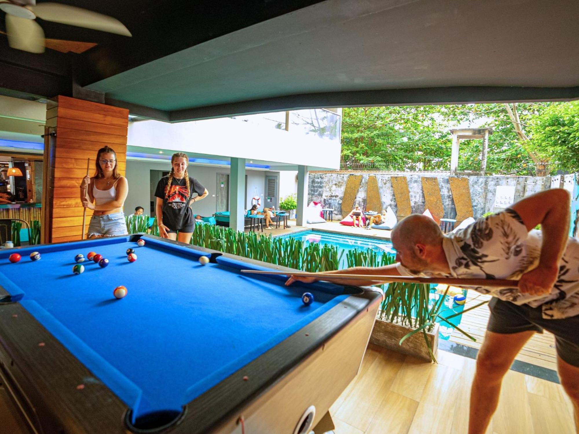 Albergue Mad Monkey Phuket Patong Exterior foto