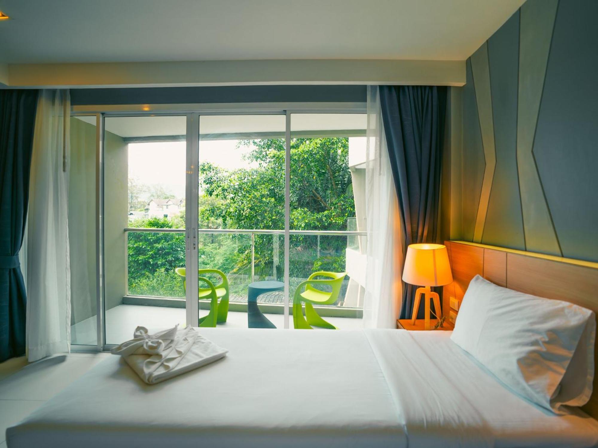 Albergue Mad Monkey Phuket Patong Exterior foto