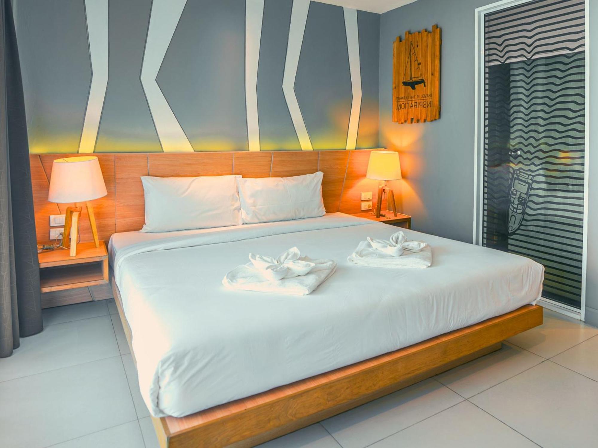 Albergue Mad Monkey Phuket Patong Exterior foto