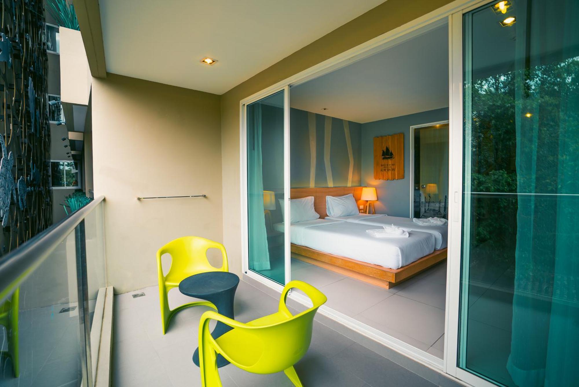 Albergue Mad Monkey Phuket Patong Exterior foto