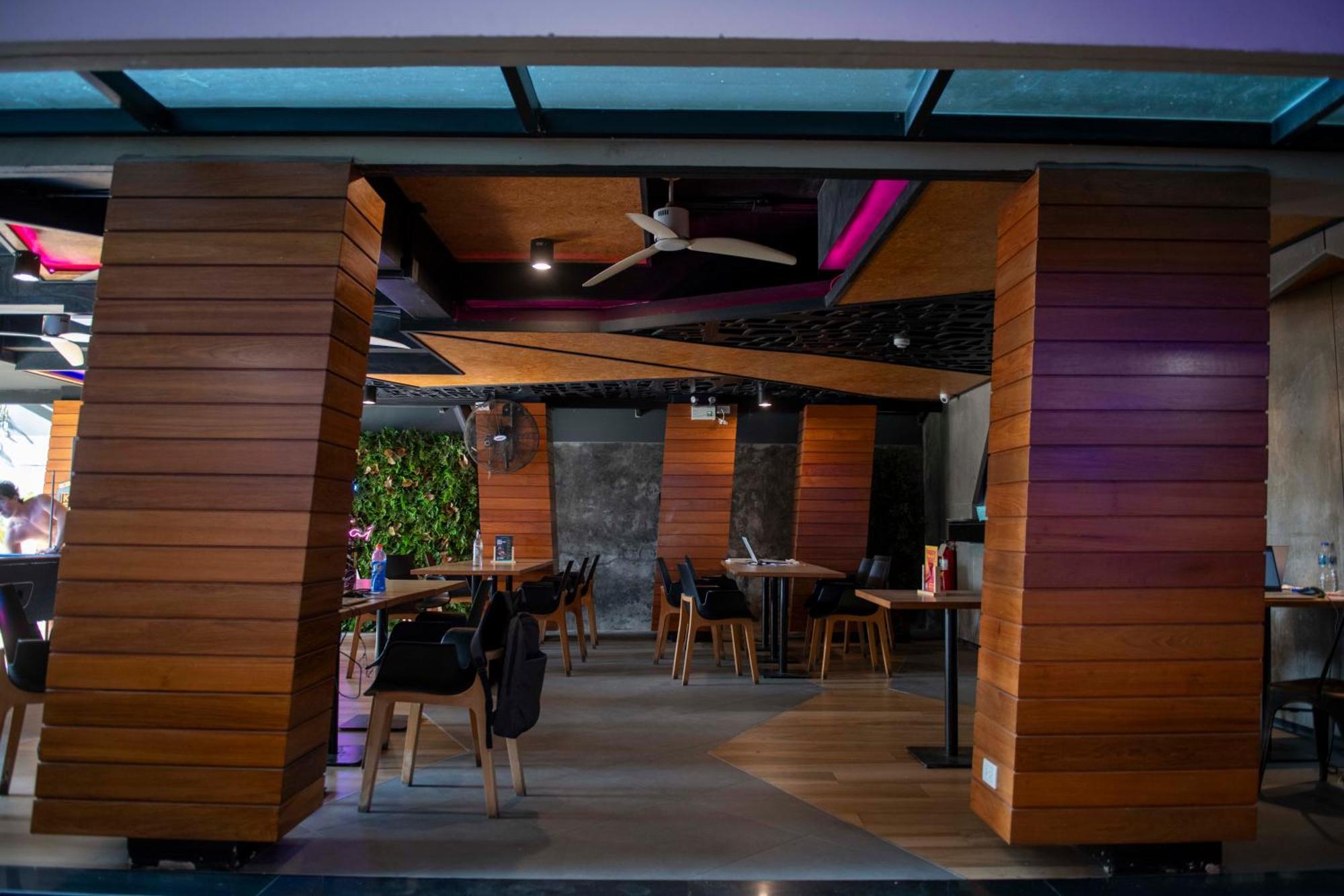 Albergue Mad Monkey Phuket Patong Exterior foto