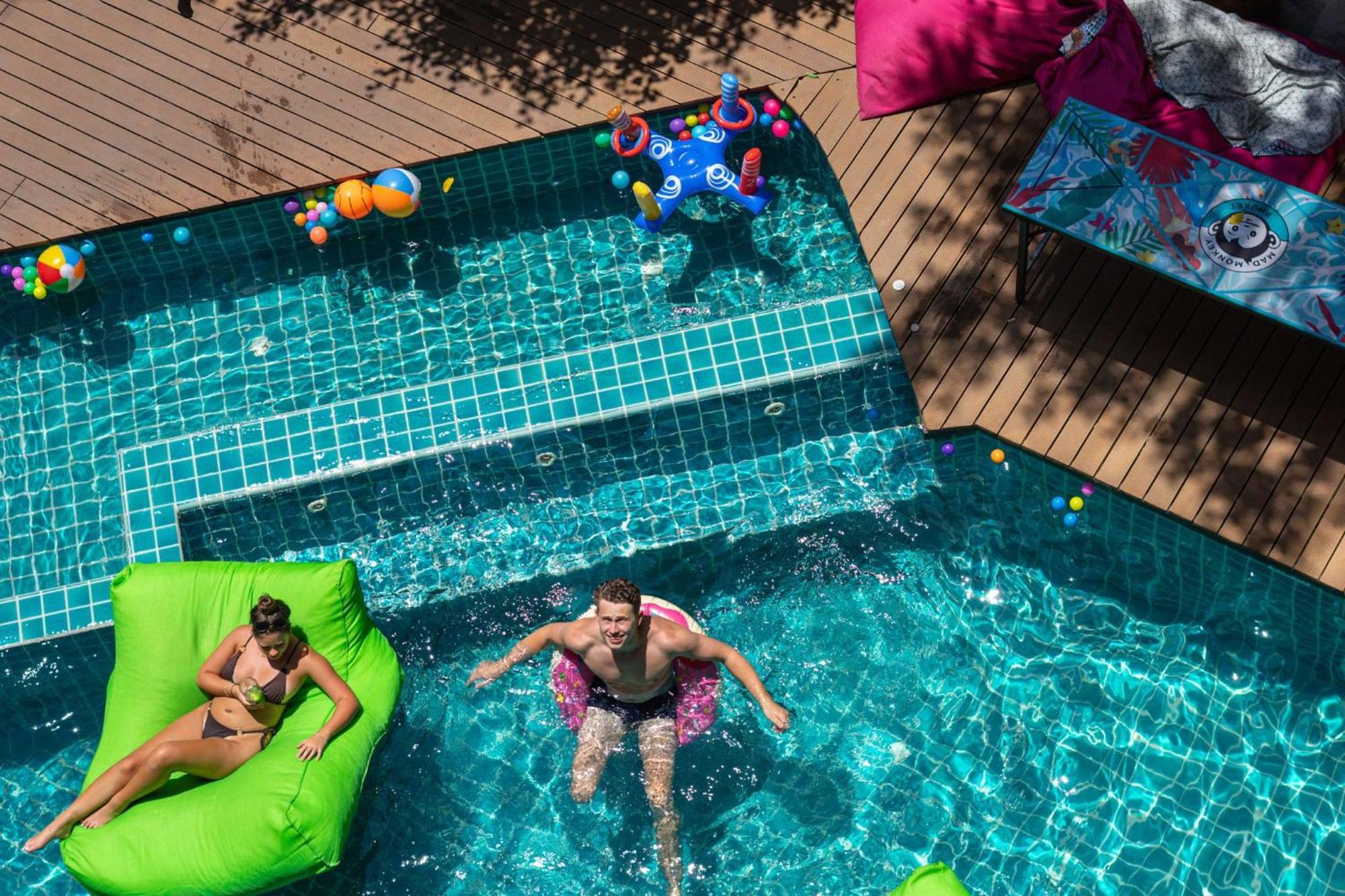Albergue Mad Monkey Phuket Patong Exterior foto